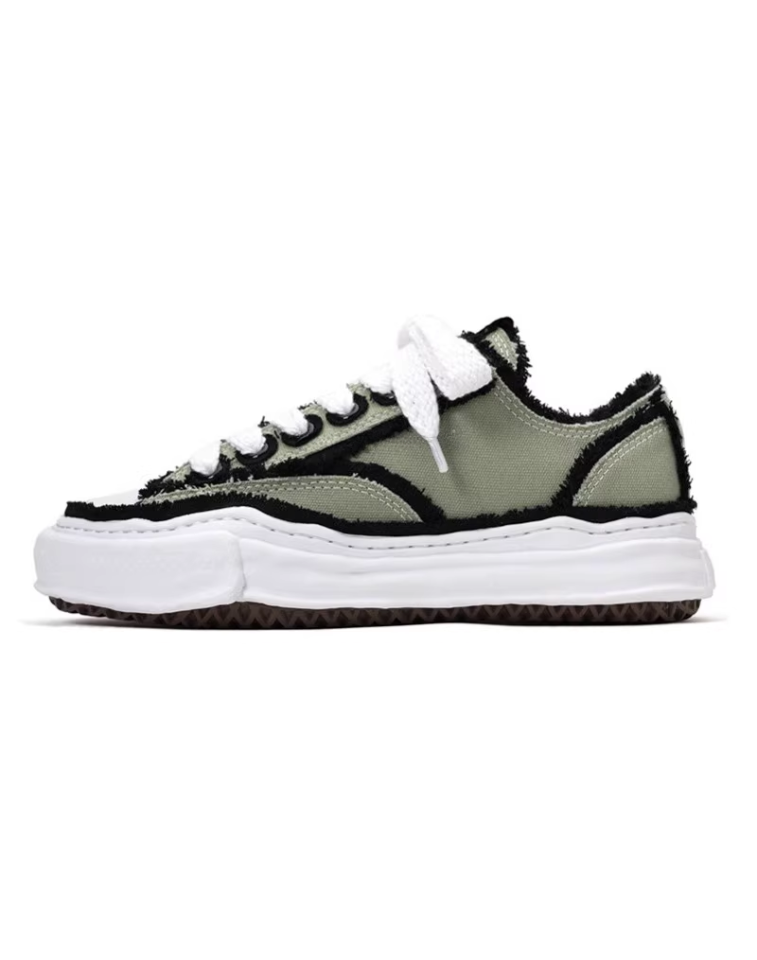 "Flared Peterson" Low-Top Sneaker