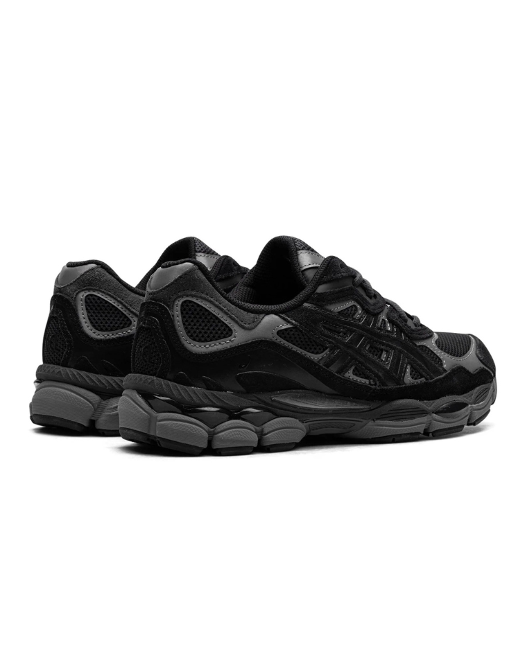 Solvé Runner Sneaker