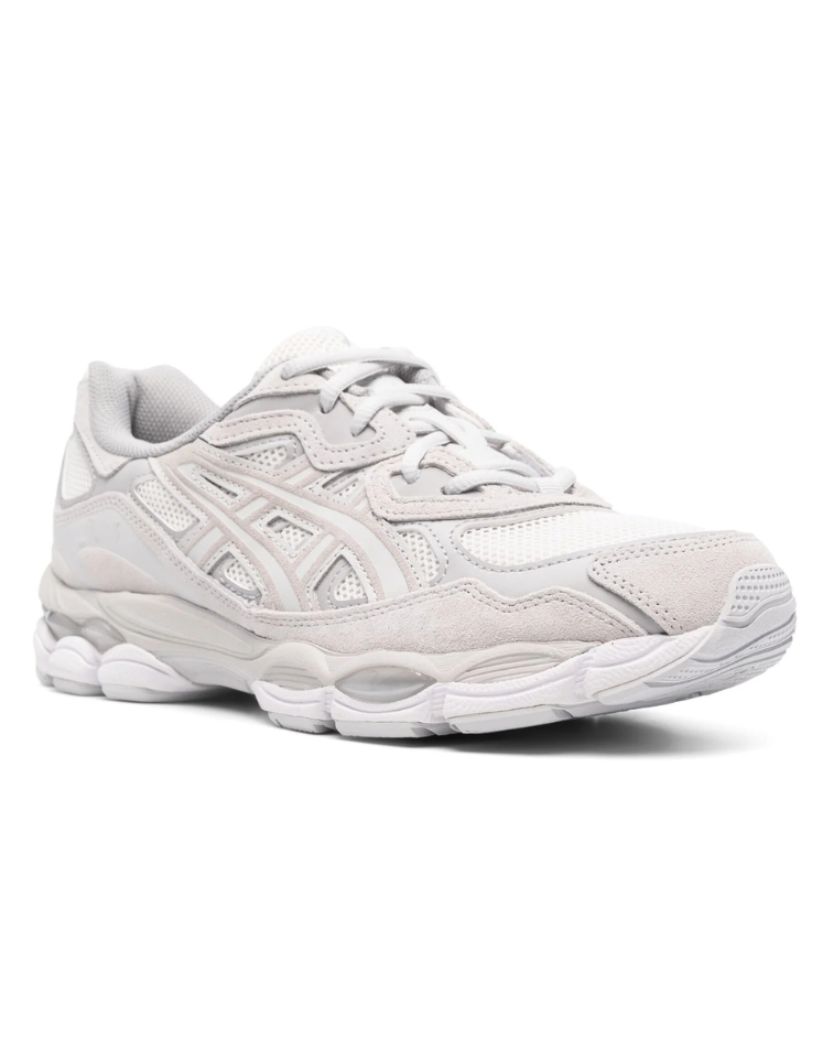 Solvé Runner Sneaker